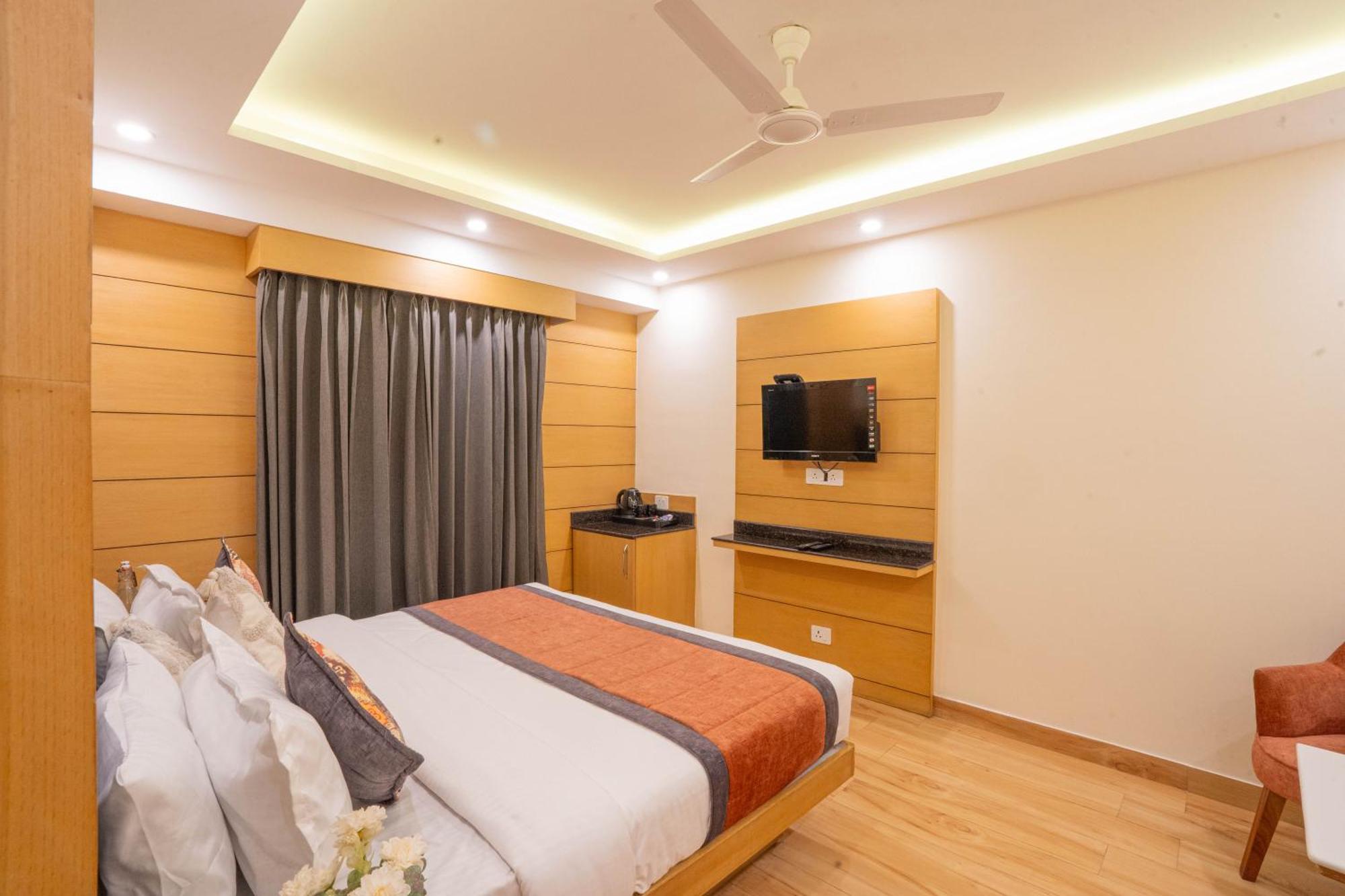 Perfectstayz Premium At Mall Road Mussoorie Luaran gambar