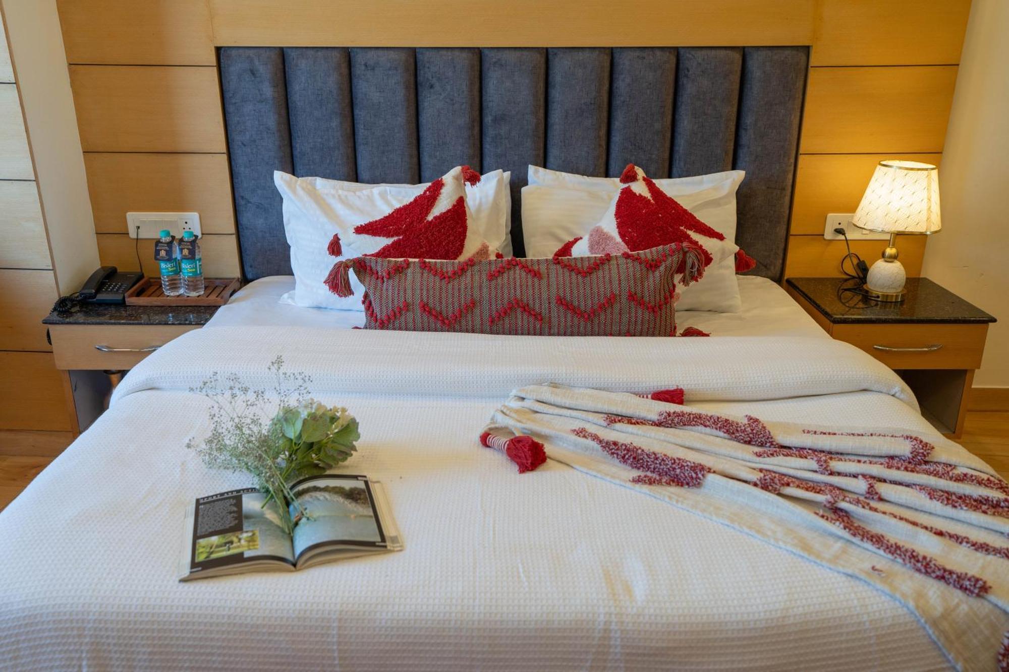 Perfectstayz Premium At Mall Road Mussoorie Luaran gambar